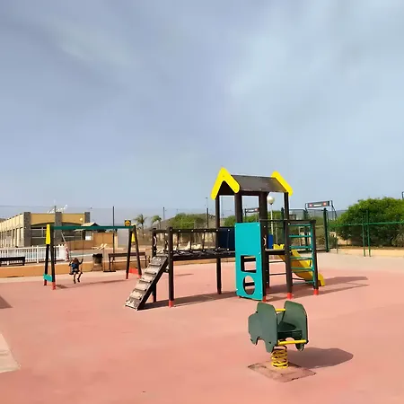 Luxury Ocean View * קורלחו