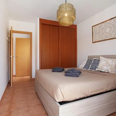 Luxury Ocean View דירה קורלחו