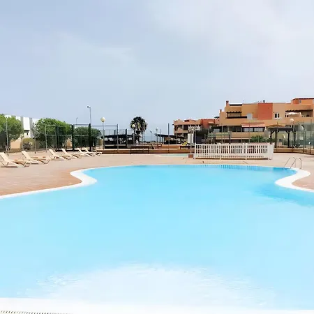 Luxury Ocean View * קורלחו